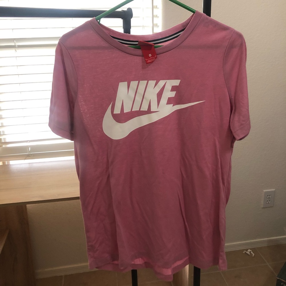 Pink Nike workout shirt size medium
